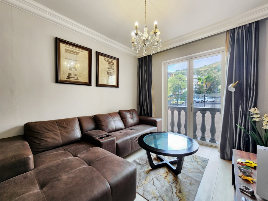 1 Bedroom Property for Sale in Green Point Western Cape